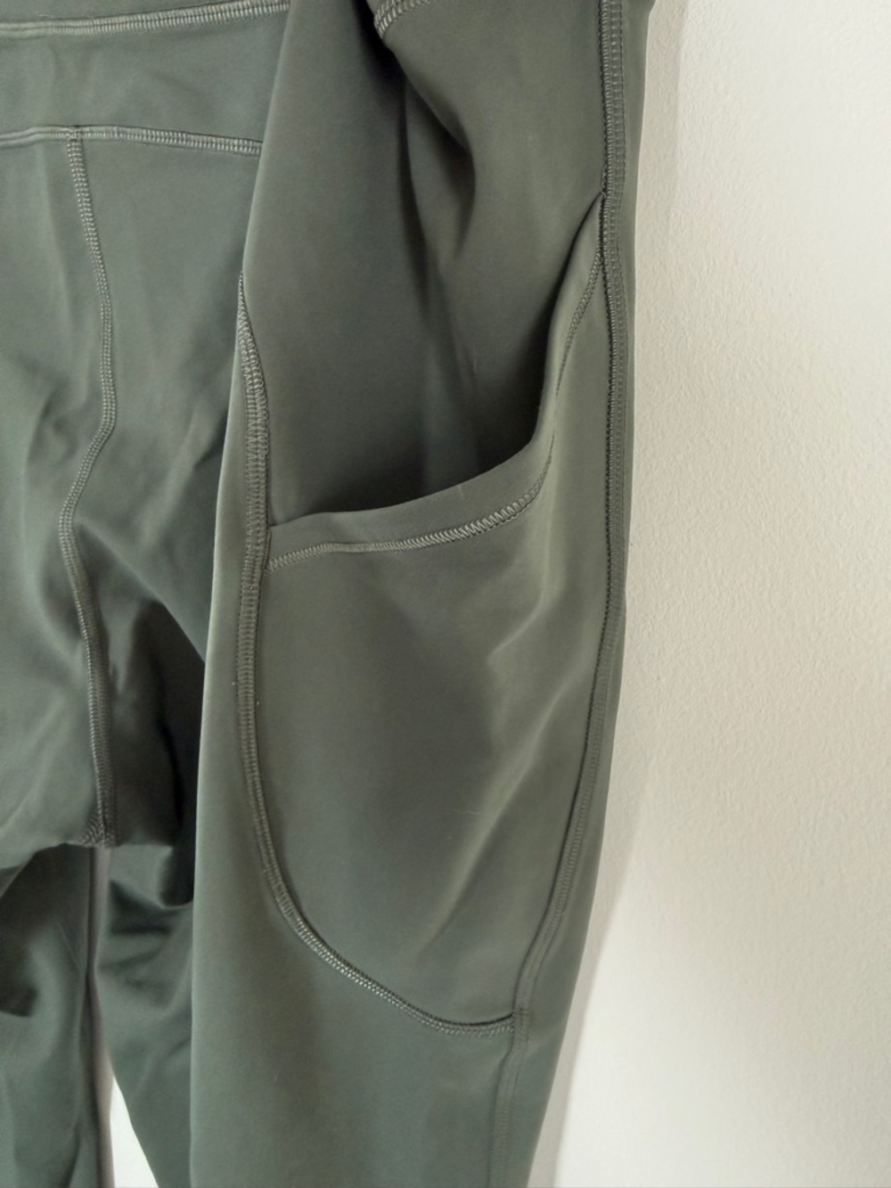 ✨Lululemon High-Rise Wunder Train Leggings Plus Size 20 - Picture 4 of 5